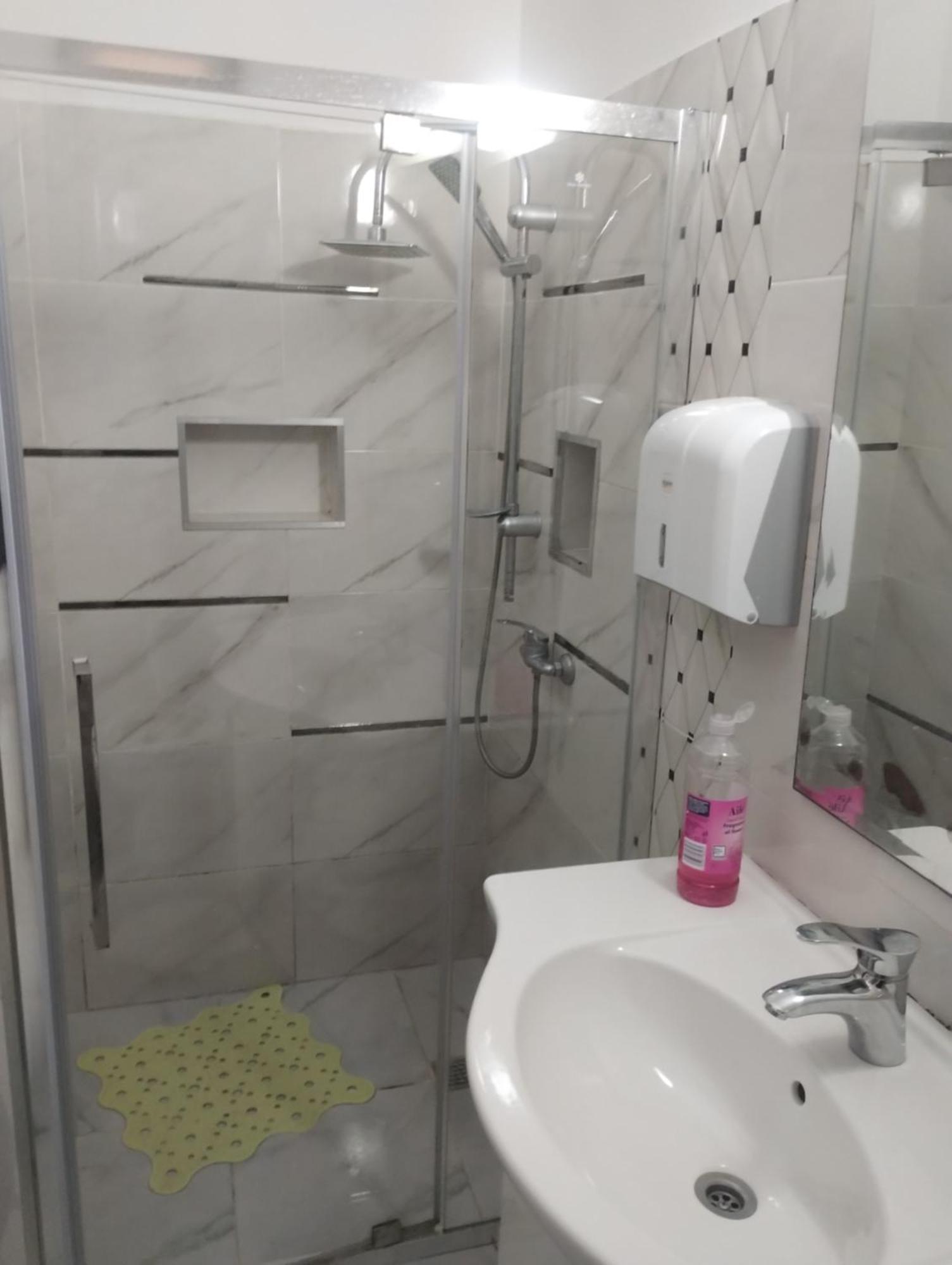 Hostel Antonia Timisoara Esterno foto